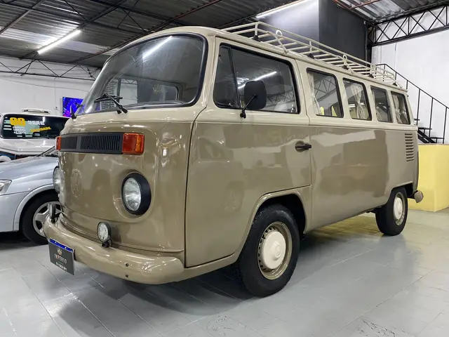Carro Volkswagen Kombi 1989 Luxo 1.6
