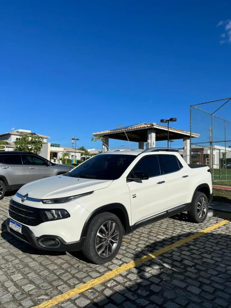 Fiat Toro 2.0 TDI Volcano Auto 4WD