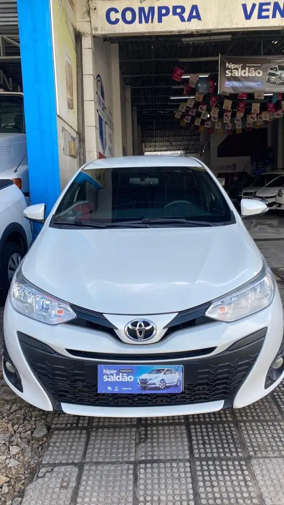 Carro Toyota Yaris 2019 1.3 XL Plus Tech CVT (Flex)