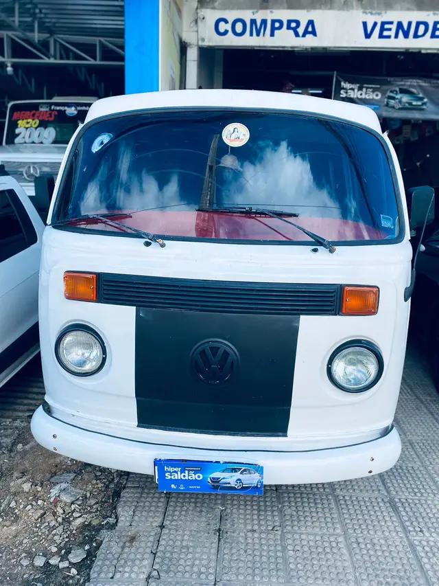 Carro Volkswagen Kombi 1998 Carat 1.6 MI