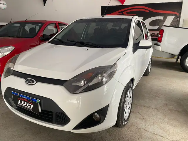 Carro Ford New Fiesta Sedan 2013 SE 1.6 (Flex)