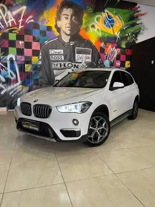 BMW X1 2.0 sDrive20i X-Line ActiveFlex