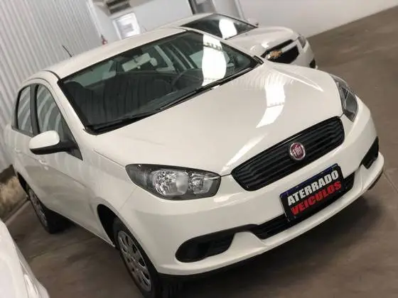 Carro Fiat Grand Siena 2020 Attractive 1.0 (Flex)