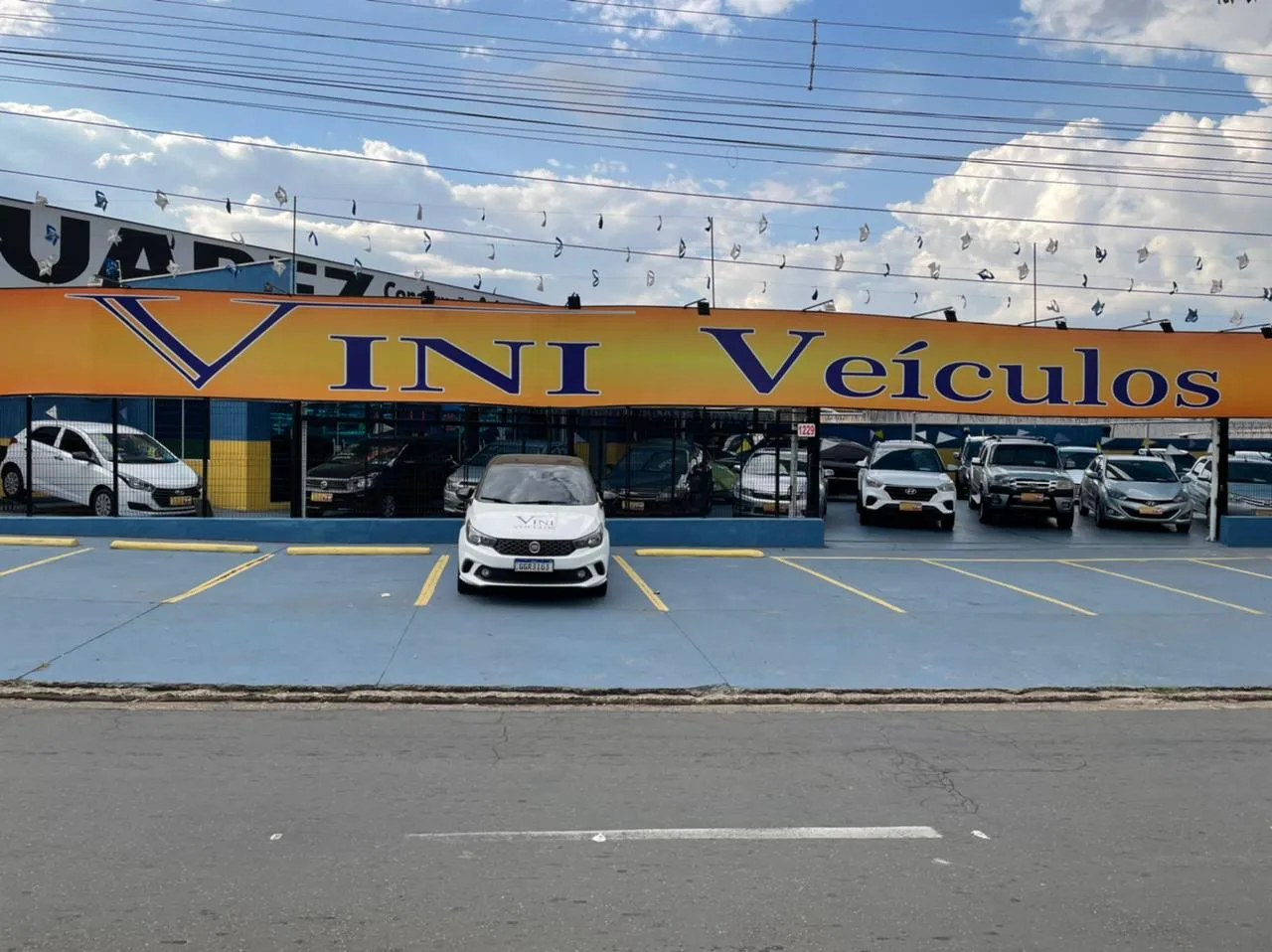Fachada da loja Veículos à venda em Vini Veículos - Campinas - SP | Mobiauto