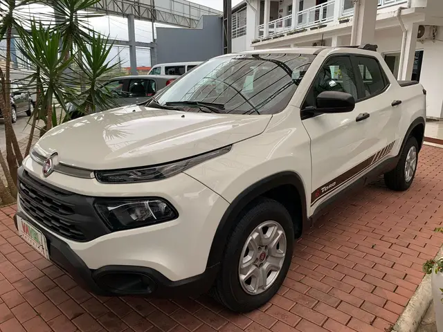 Carro Fiat Toro 2021 Endurance 1.8 MT5 FLEX 4P