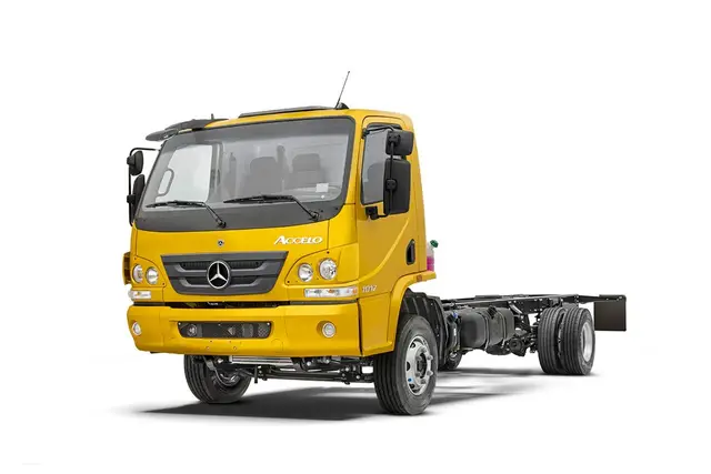 Carro Mercedes-Benz Accelo 2024 Accelo 1017 4x2 2p (diesel) (E6)