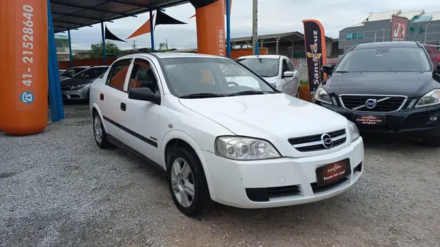 Carro Chevrolet Astra Sedan 2006 Advantage 2.0 (Flex)