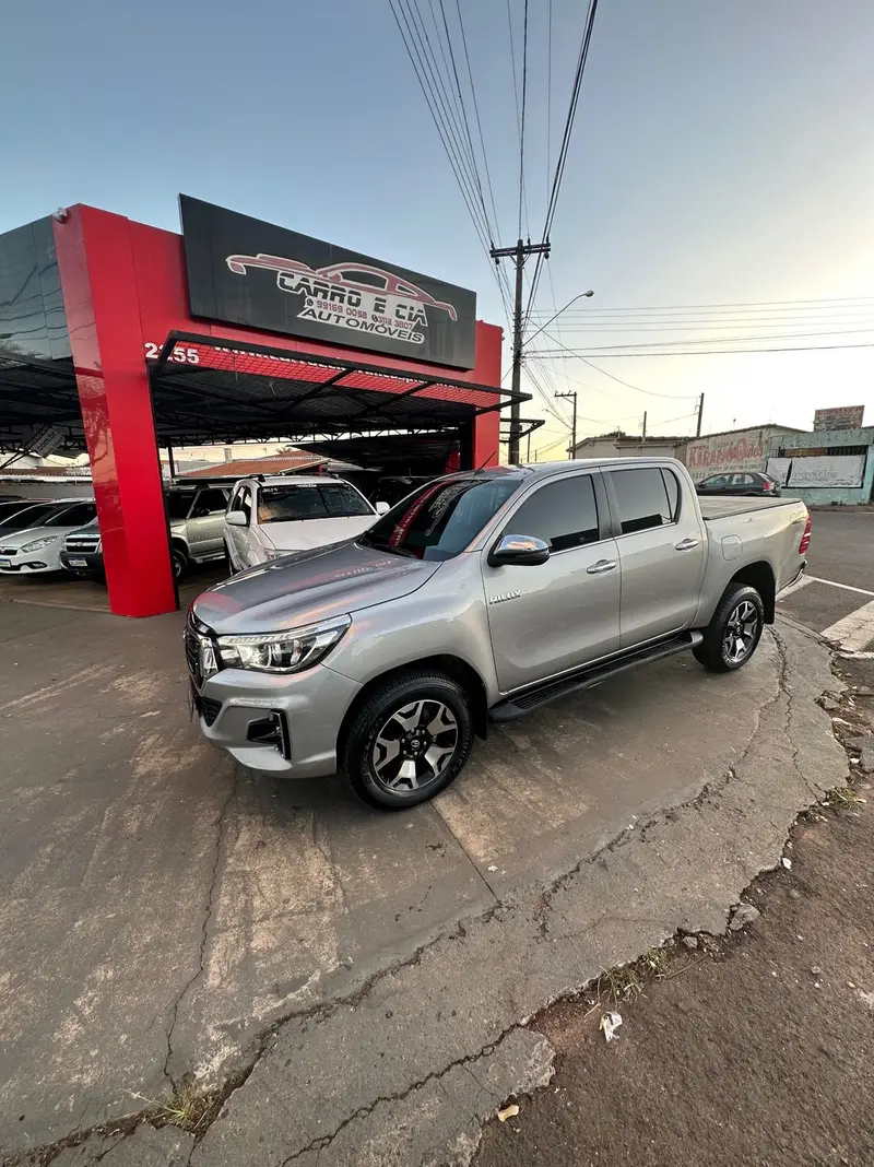Toyota Hilux Cabine Dupla Hilux 2.8 TDI CD SRX 50th 4x4 (Aut)