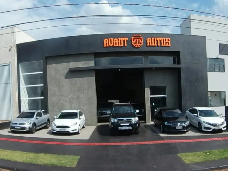 Fachada da loja AVANT AUTOS - Maringá - PR