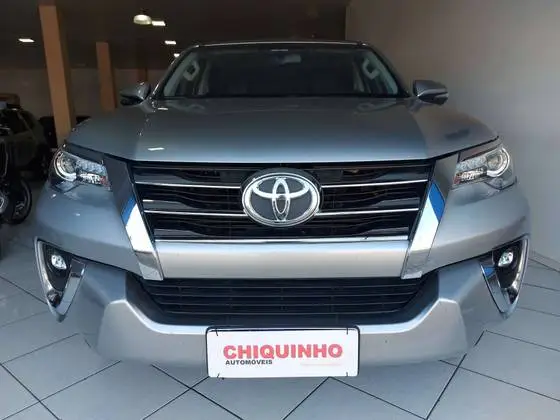 Carro Toyota SW4 2020 2.8 TDI SRX 7L 4x4 (Aut) (Diesel)
