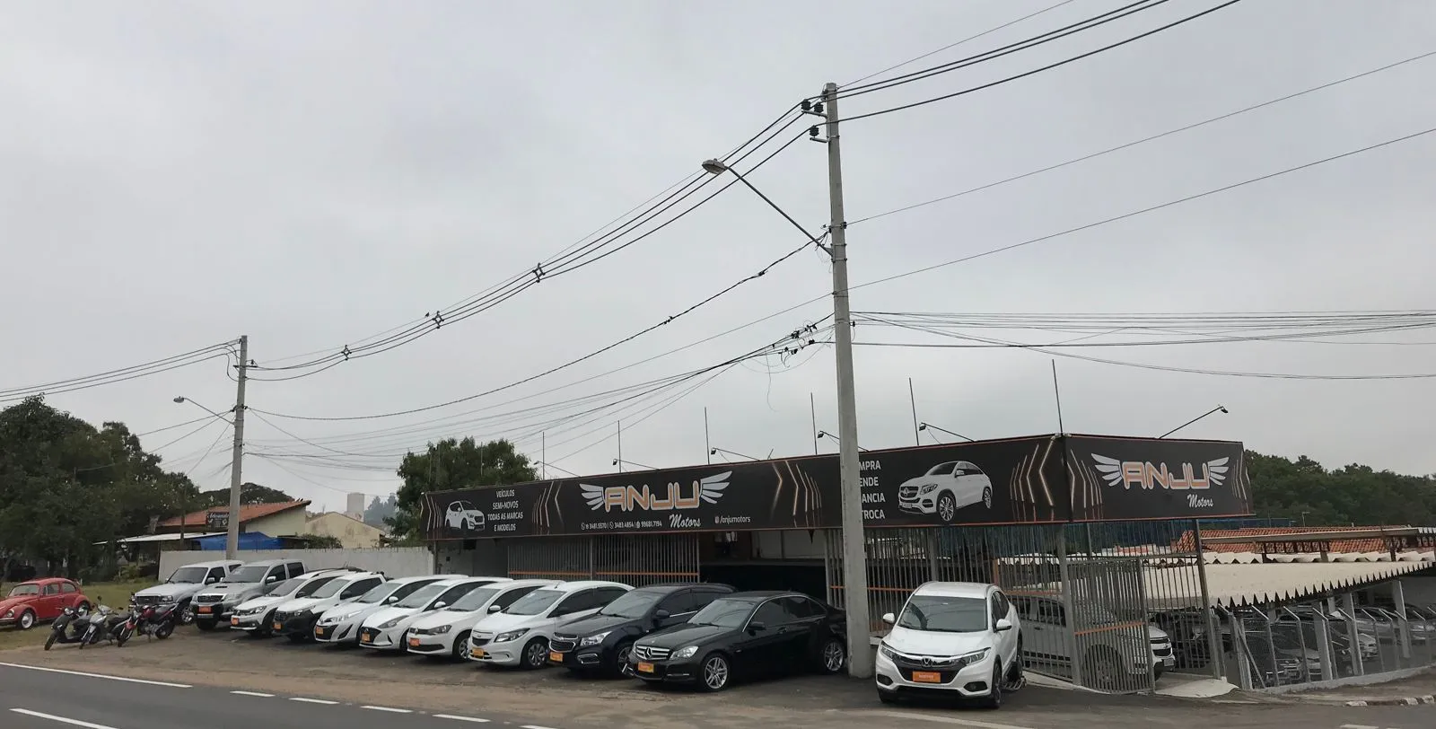 Fachada da loja Veículos à venda em Anju Motors - São Pedro - SP | Mobiauto