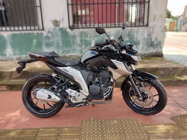 Carro Yamaha YS 250 Fazer 2020 ABS