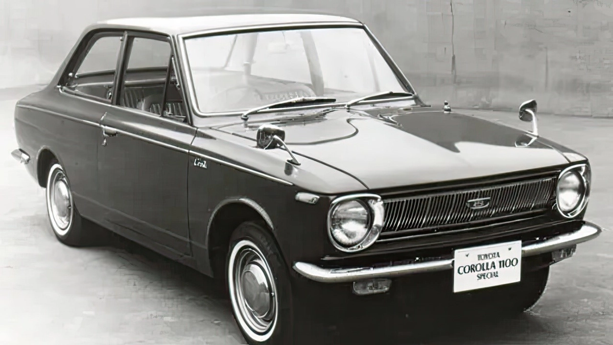 160 Países. 53 Anos. 12 Gerações. 1 Carro.
