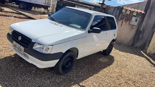 Carro Fiat Uno Mille 2013 Fire Economy 1.0 (Flex) 2p