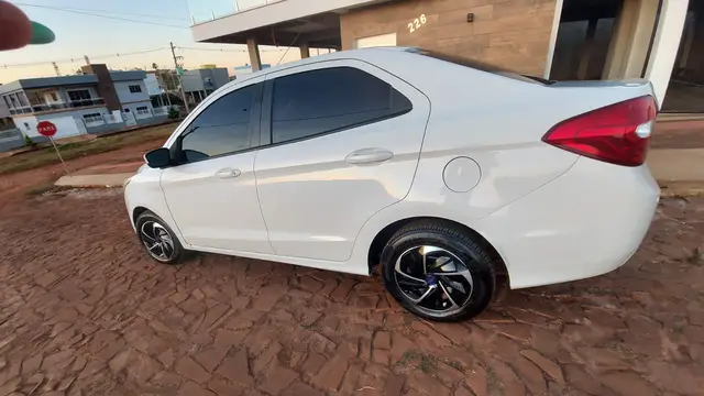 Carro Ford Ka Sedan 2016 SE 1.0 (Flex)