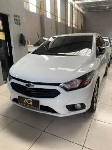 Carro Chevrolet Onix 2021 1.0 (Flex)