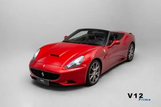 Carro Ferrari Califórnia 2011 California F1 4.3 V8