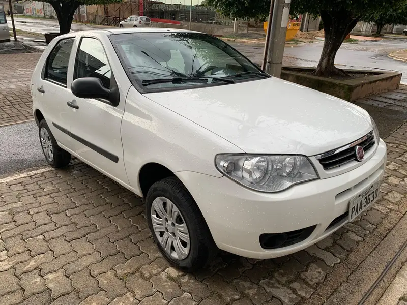 Fiat Palio Fire 1.0 8V (Flex) 4p