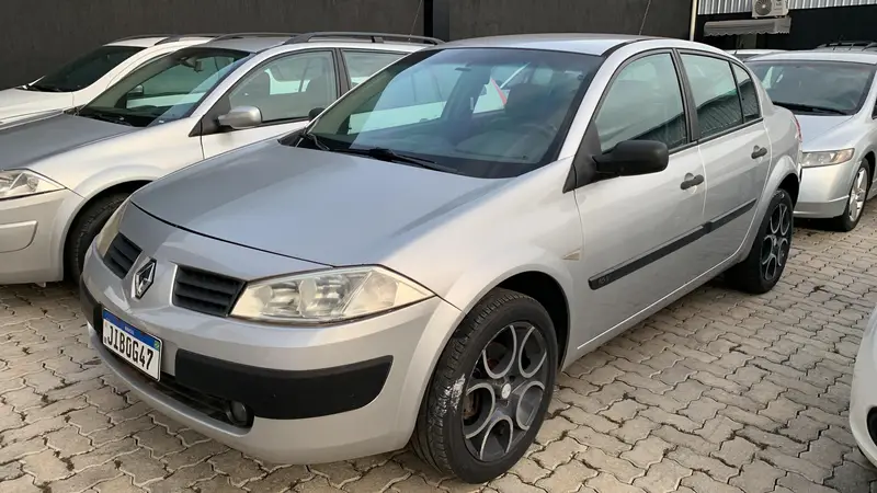 Renault Megane Sedan Mégane Sedan Expression 1.6 16V (flex)
