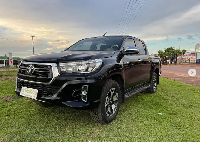 Carro Toyota Hilux Cabine Dupla 2020 Hilux 2.8 TDI SRX CD 4x4 (Aut)
