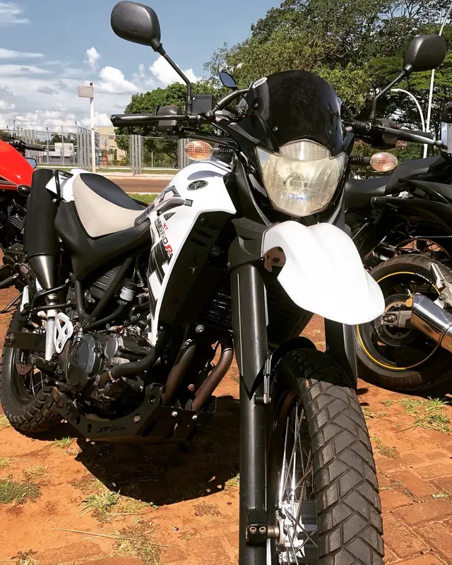 Carro Yamaha XT 660 R 2014 R