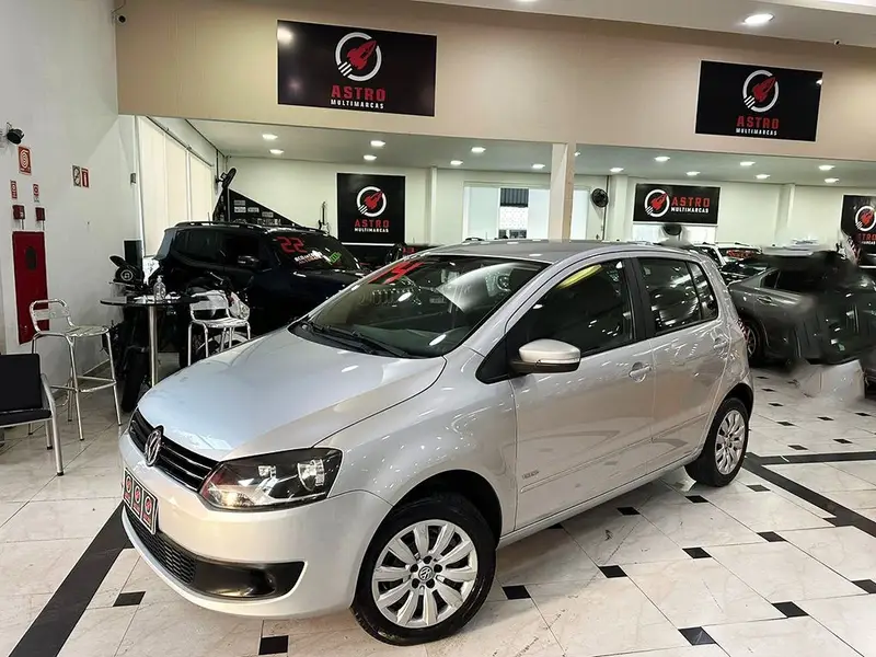 Volkswagen Fox 1.0 TEC (Flex) 4p