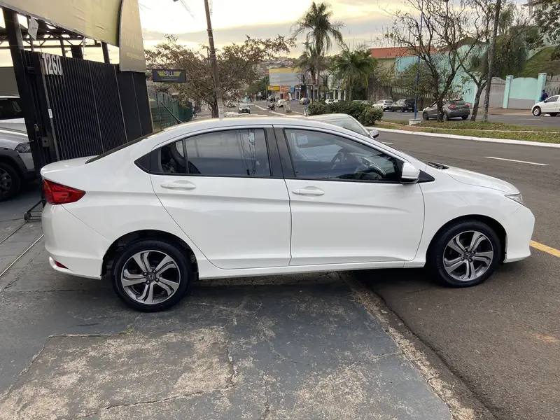 Honda City LX 1.5 CVT (Flex)