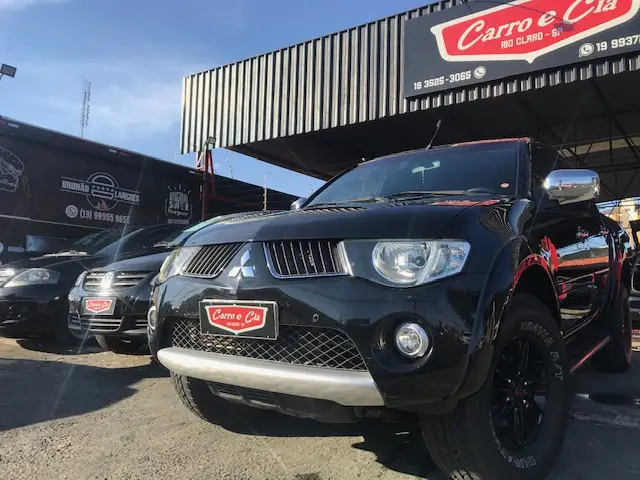 Carro Mitsubishi L200 Triton Sport 2009 L 200 Triton HPE 4x4 3.2 (aut) (CD)