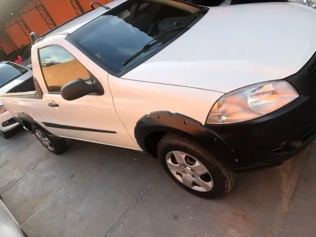 Carro Fiat Strada 2013 Working 1.4 (Flex)