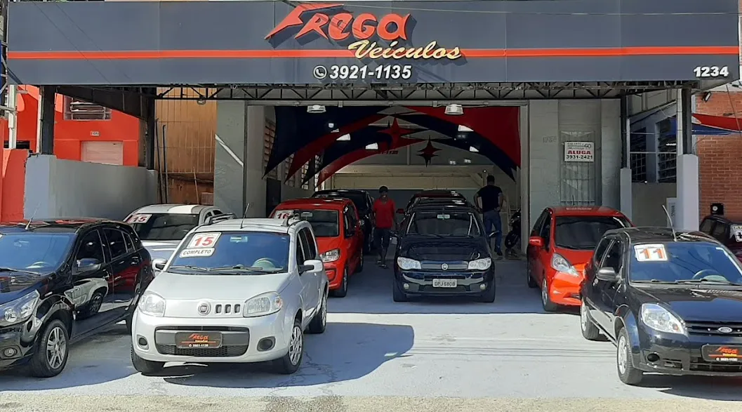 Fachada da loja FREGA VEÍCULOS - São Paulo - SP