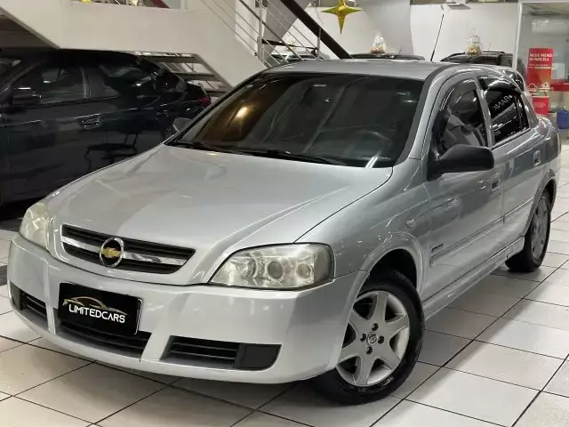 Carro Chevrolet Astra Sedan 2009 Advantage 2.0 (Flex)