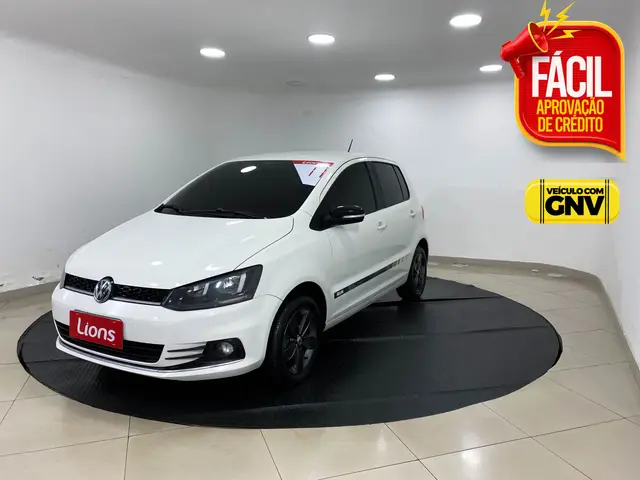 Carro Volkswagen Fox 2017 1.0 MPI Comfortline (Flex)