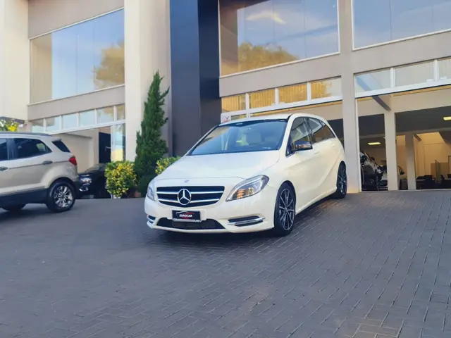 Carro Mercedes-Benz Classe B 2013 200 1.6 Turbo Sport