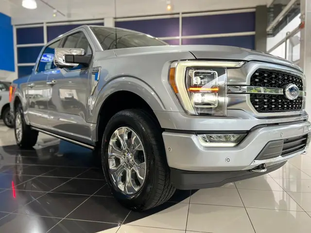 Carro Ford F-150 2023 Platinum 4x4 5.0 V8