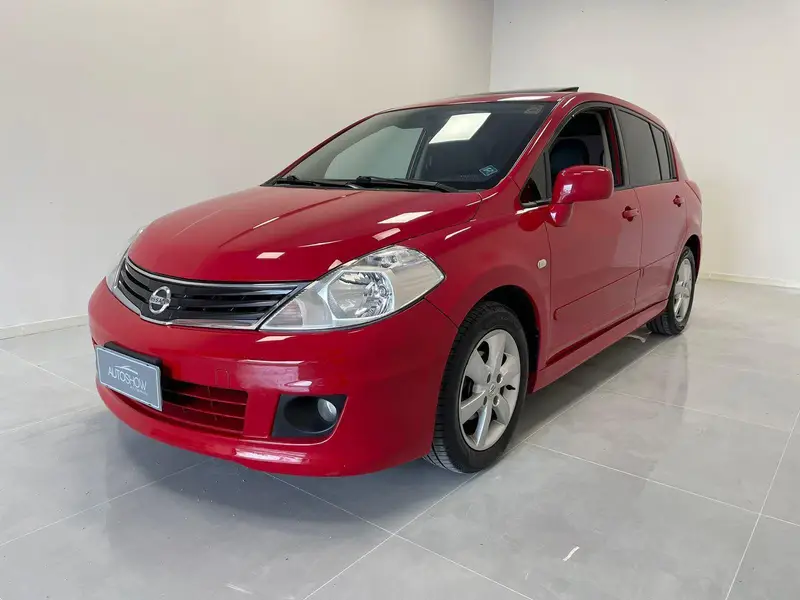 Nissan Tiida SL 1.8 (flex) (aut)