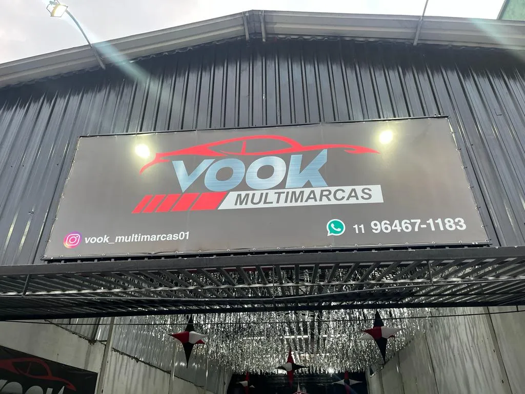 Fachada da loja VOOK MULTIMARCAS COMERCIO DE VEICULOS LTDA - Suzano - SP