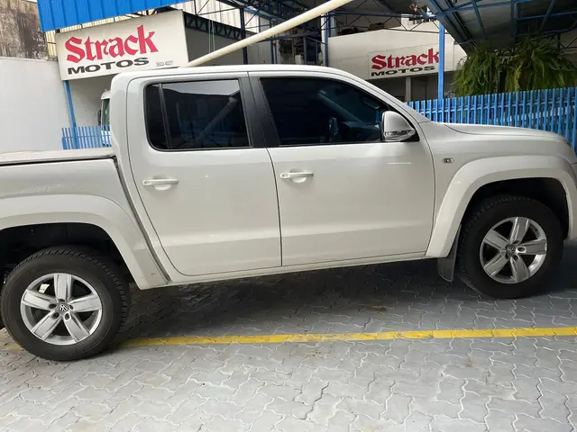 Carro Volkswagen Amarok 2017 2.0 CD 4x4 TDi Highline (Aut)