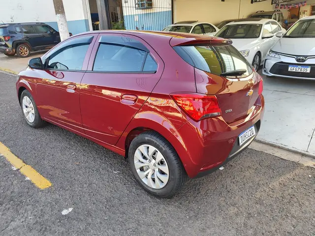 Carro Chevrolet Onix 2019 1.0 LT SPE/4