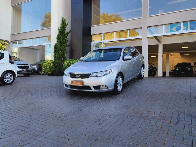 Carro Kia Cerato 2012 1.6 16V (Aut)