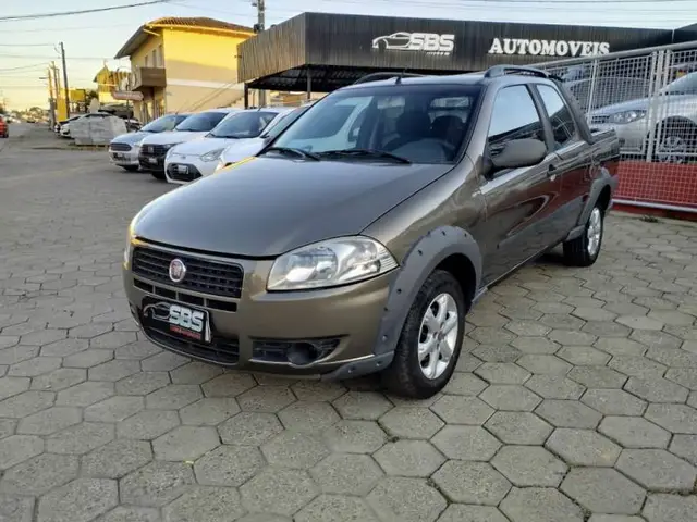 Carro Fiat Strada 2013 Working 1.4 (Flex)