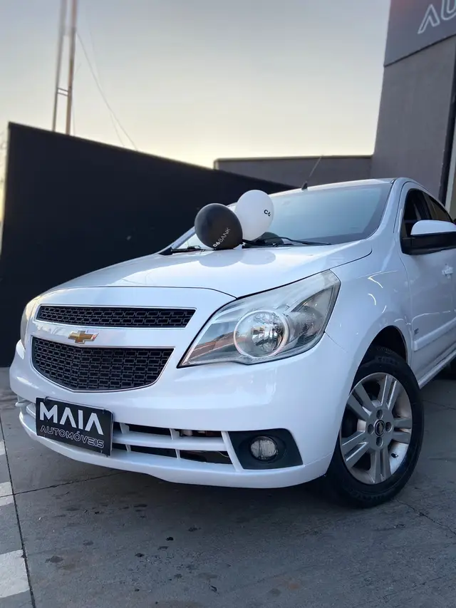 Carro Chevrolet Agile 2011 LTZ 1.4 8V (Flex)