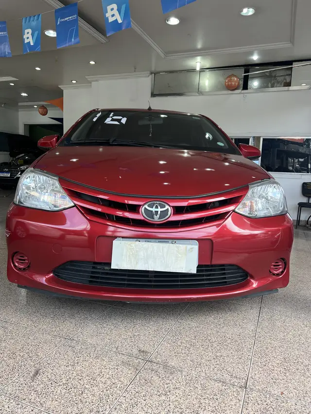 Carro Toyota Etios 2016 XS 1.5 (Flex)