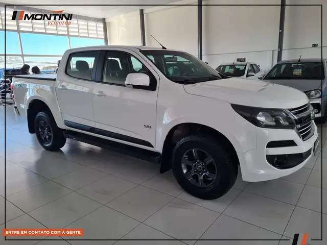 Carro Chevrolet S10 Cabine Dupla 2018 S10 2.5 ECOTEC SIDI LT 4WD (Cabine Dupla)