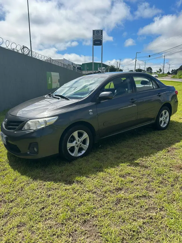 Carro Toyota Corolla 2014 Sedan 1.8 Dual VVT-i GLI (flex)