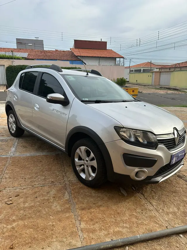 Carro Renault Sandero Stepway 2015 1.6 8V Easy-R (Flex)