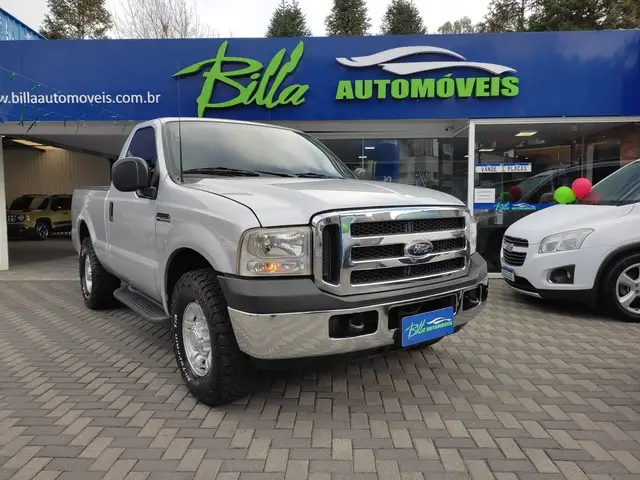 Carro Ford F-250 2011 XLT 4x2 3.9 (Cab Simples)