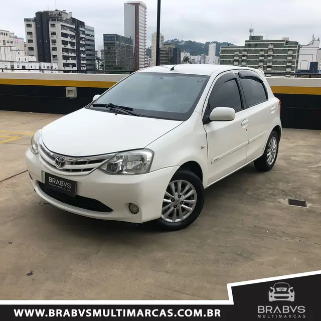 Carro Toyota Etios 2013 XLS 1.5 (Flex)