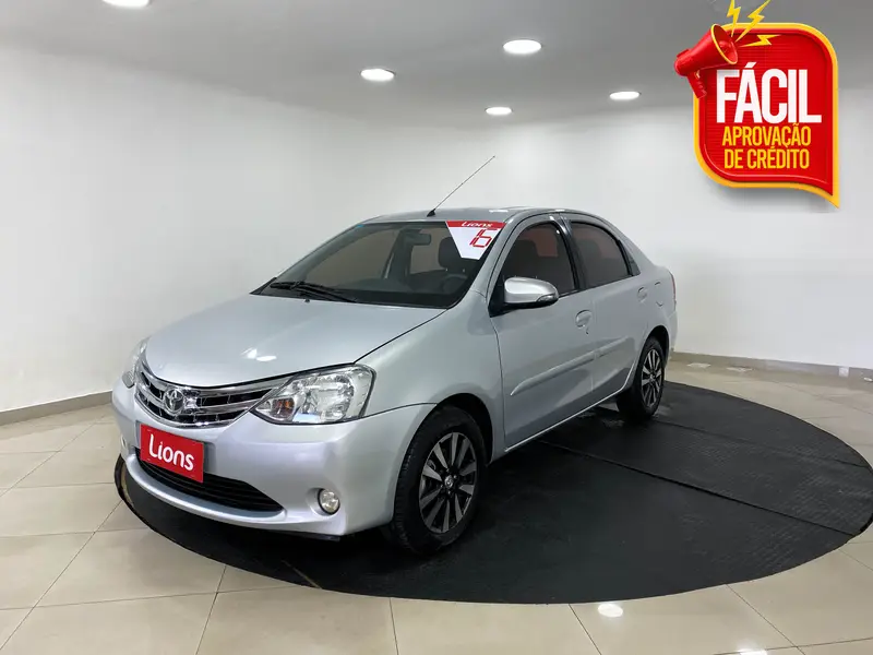 Toyota Etios Sedan XLS 1.5 (Flex)