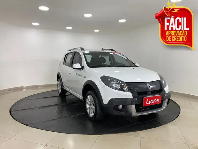 Carro Renault Sandero Stepway 2014 1.6 16V Hi-Flex (aut)