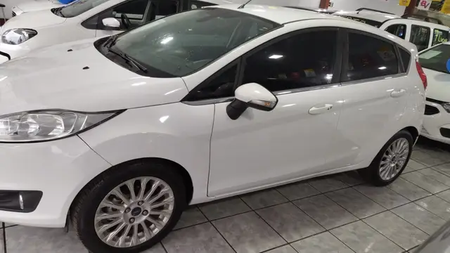 Carro Ford New Fiesta Hatch 2016 New Fiesta Titanium 1.6 16V
